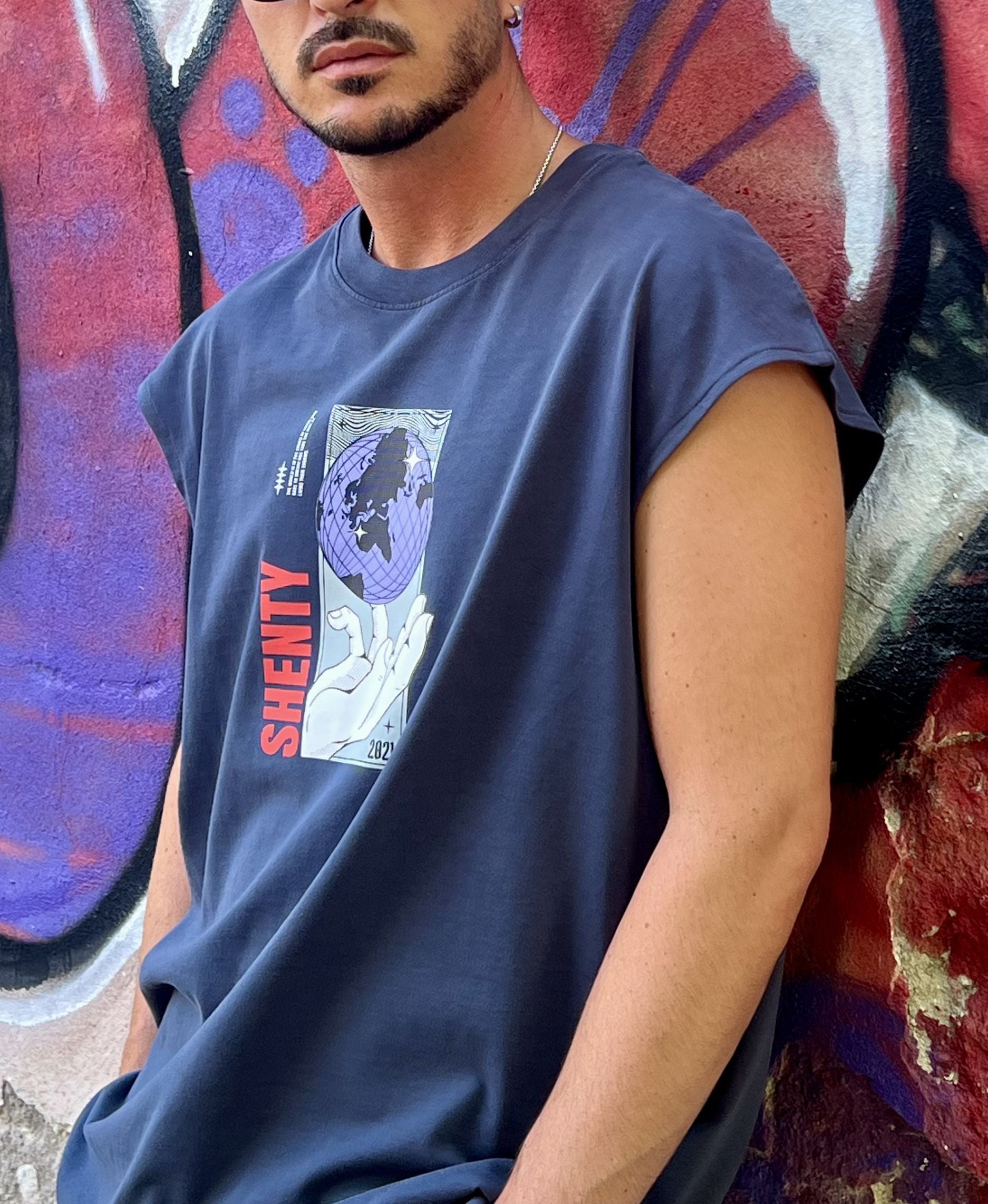 #23 Tank Top Oversized Bio "The World in your Hands"